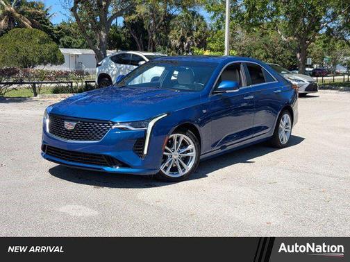 Wave Metallic 2022 Cadillac CT4 Luxury