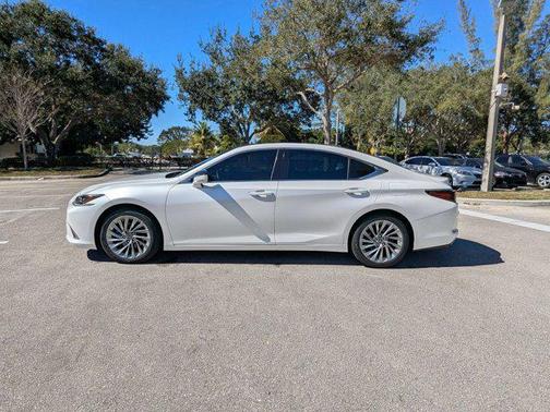 2019 Lexus ES 350 Luxury
