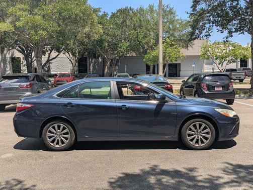 2016 Toyota Camry XLE