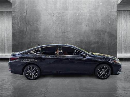 2024 Lexus ES 300h Base