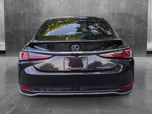 2024 Lexus ES 300h Base
