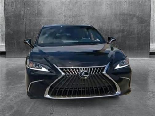 2024 Lexus ES 300h Base