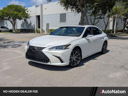 Eminent White Pearl 2025 Lexus ES 300h Base