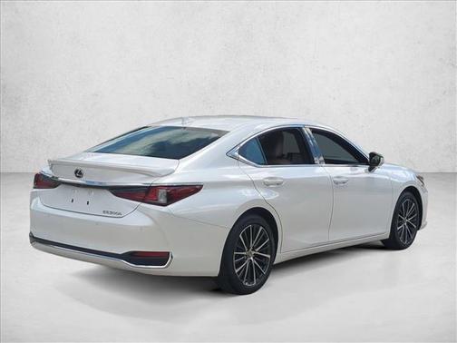 Eminent White Pearl 2025 Lexus ES 300h Base