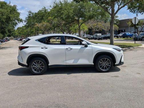 Eminent White Pearl 2025 Lexus NX 250 Premium