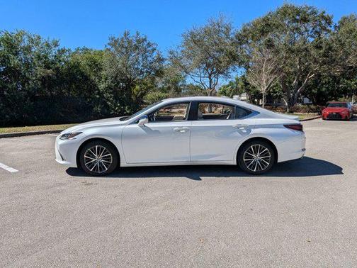 2023 Lexus ES 350 Base