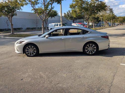 2019 Lexus ES 350 Base