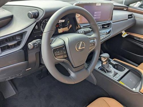 2025 Lexus ES 350 Base