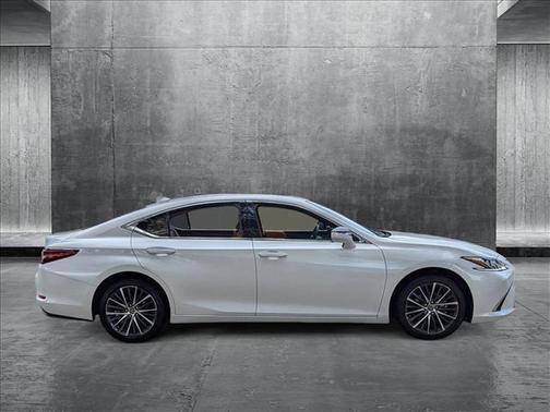2023 Lexus ES 350 Base