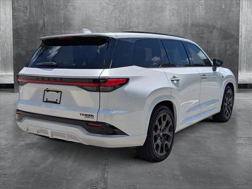 2025 Lexus TX 500h F SPORT Premium