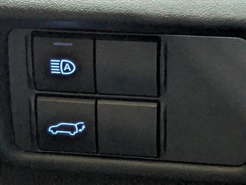 Blizzard Pearl 2020 Toyota Highlander XLE