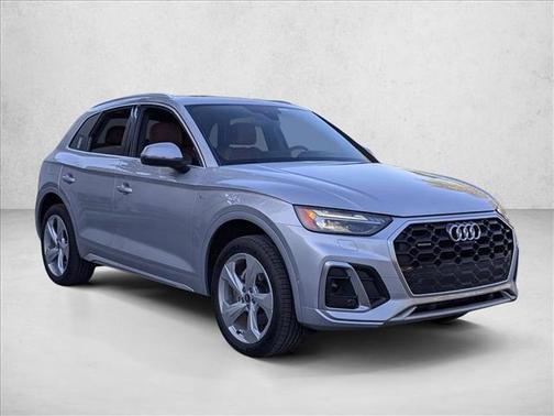 2022 Audi Q5 45 S line Prestige