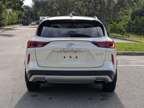 2019 INFINITI QX50 ESSENTIAL