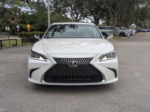 2019 Lexus ES 350 Base