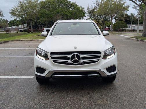 2019 Mercedes-Benz GLC 300 Base