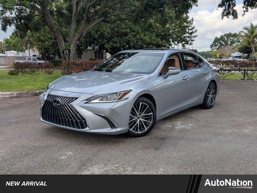 Iridium 2025 Lexus ES 300h Base