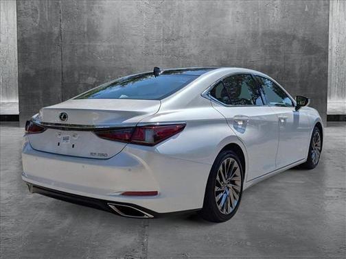 2024 Lexus ES 350 Luxury