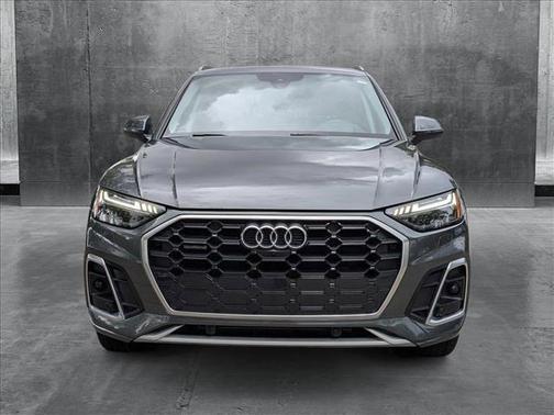 2024 Audi Q5 45 S line Prestige