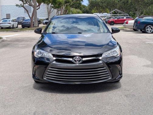 2016 Toyota Camry XLE