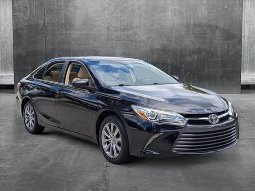 2016 Toyota Camry XLE