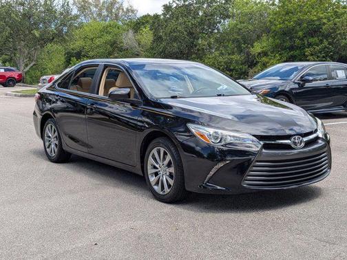 2016 Toyota Camry XLE