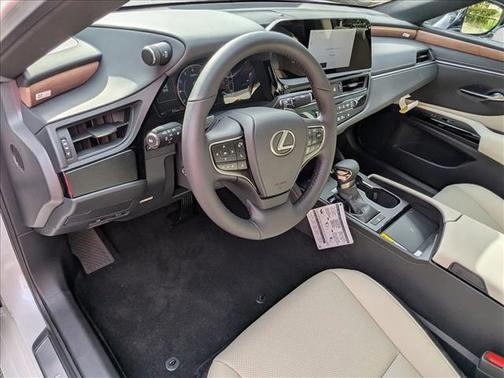 2025 Lexus ES 350 Base
