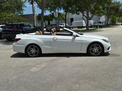 designo Diamond White Metallic 2015 Mercedes-Benz E-Class E 550