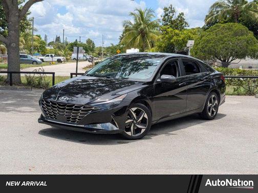 2021 Hyundai ELANTRA Limited