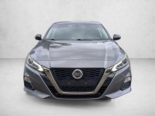 Gun Metallic 2019 Nissan Altima 2.5 SR