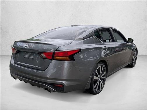 Gun Metallic 2019 Nissan Altima 2.5 SR