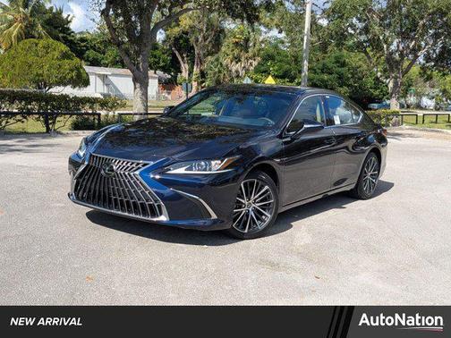 2025 Lexus ES 350 Base