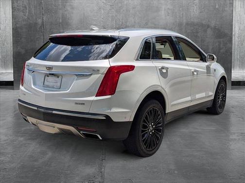 2017 Cadillac XT5 Platinum