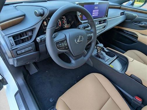 2025 Lexus ES 350 Base