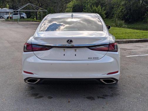 2023 Lexus ES 350 Base