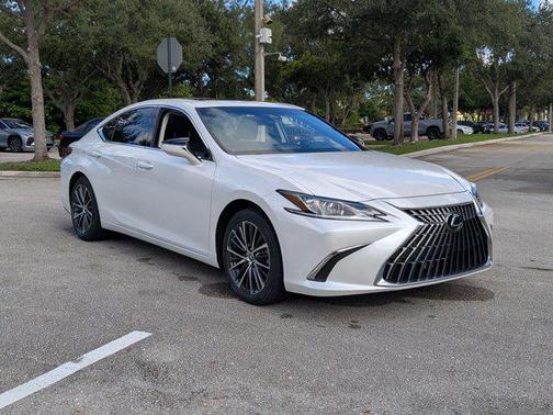 2023 Lexus ES 350 Base