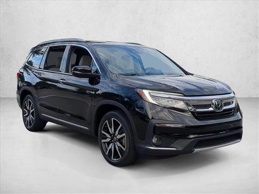 2019 Honda Pilot Touring 8-Passenger