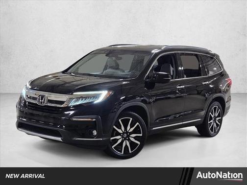 2019 Honda Pilot Touring 8-Passenger