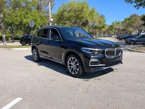 Jet Black 2019 BMW X5 xDrive40i