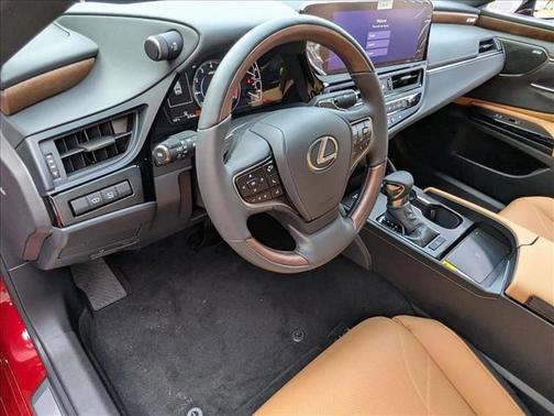 2025 Lexus ES 350 Ultra Luxury