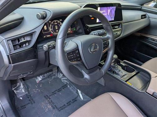 2025 Lexus ES 350 Base