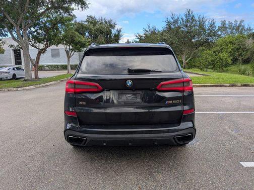 2020 BMW X5 M50i