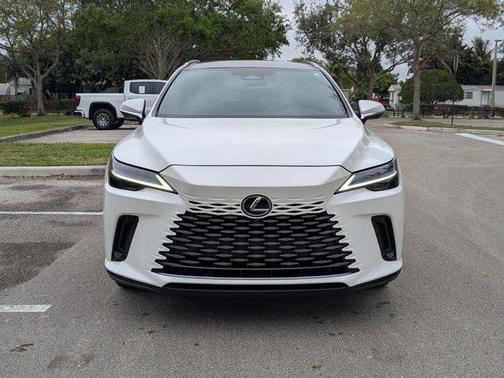 Eminent White Pearl 2023 Lexus RX 350 Luxury