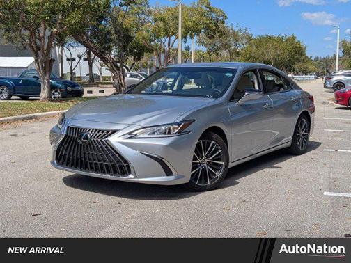 2025 Lexus ES 350 Base
