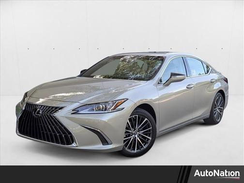 2025 Lexus ES 300h Base