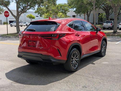 2025 Lexus NX 350h Luxury
