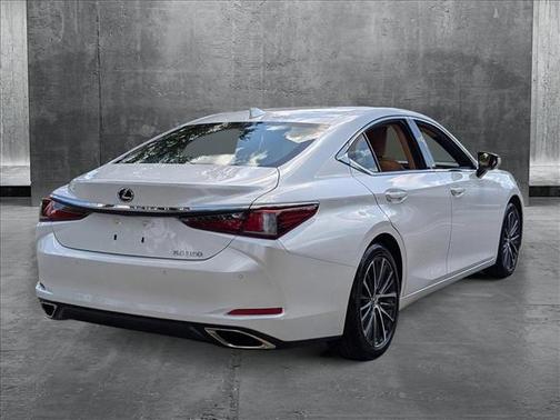 2025 Lexus ES 350 Base