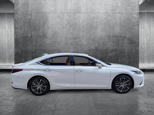 2025 Lexus ES 350 Base