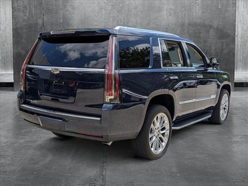 2018 Cadillac Escalade Luxury