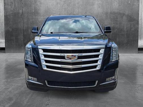 2018 Cadillac Escalade Luxury