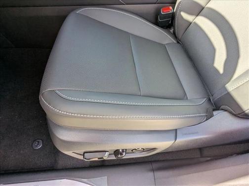 Eminent 2026 Lexus RX 350h Premium